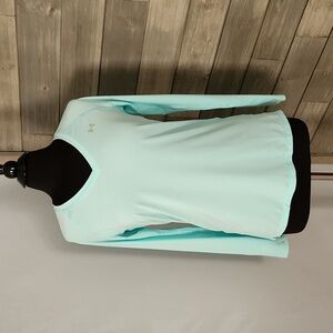 Long Sleeve Under Armour Workout Top | HeatGear | Aqua Athleisure | Medium